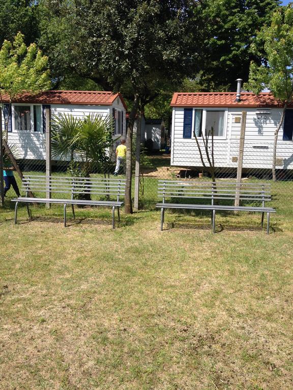Oliholiday Mobilehomes - Cavallino מראה חיצוני תמונה